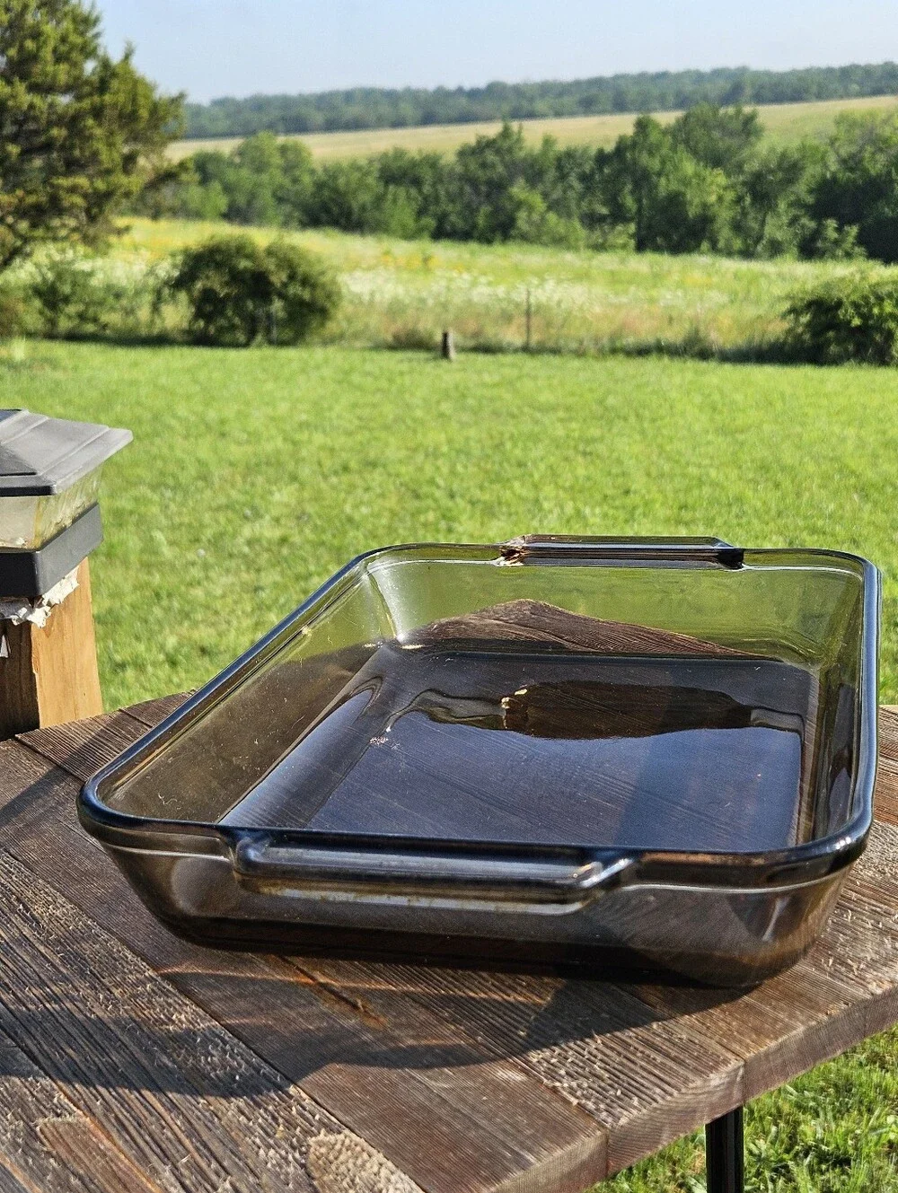 3 qt Anchor Hocking brown glass baking dish with handles, 9.5 x 13.5 x 2 inches